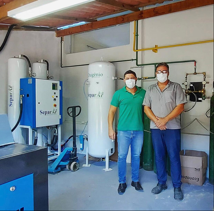 Hospital inaugura usina de oxigênio que pode produzir mais de 250 cilindros por mês