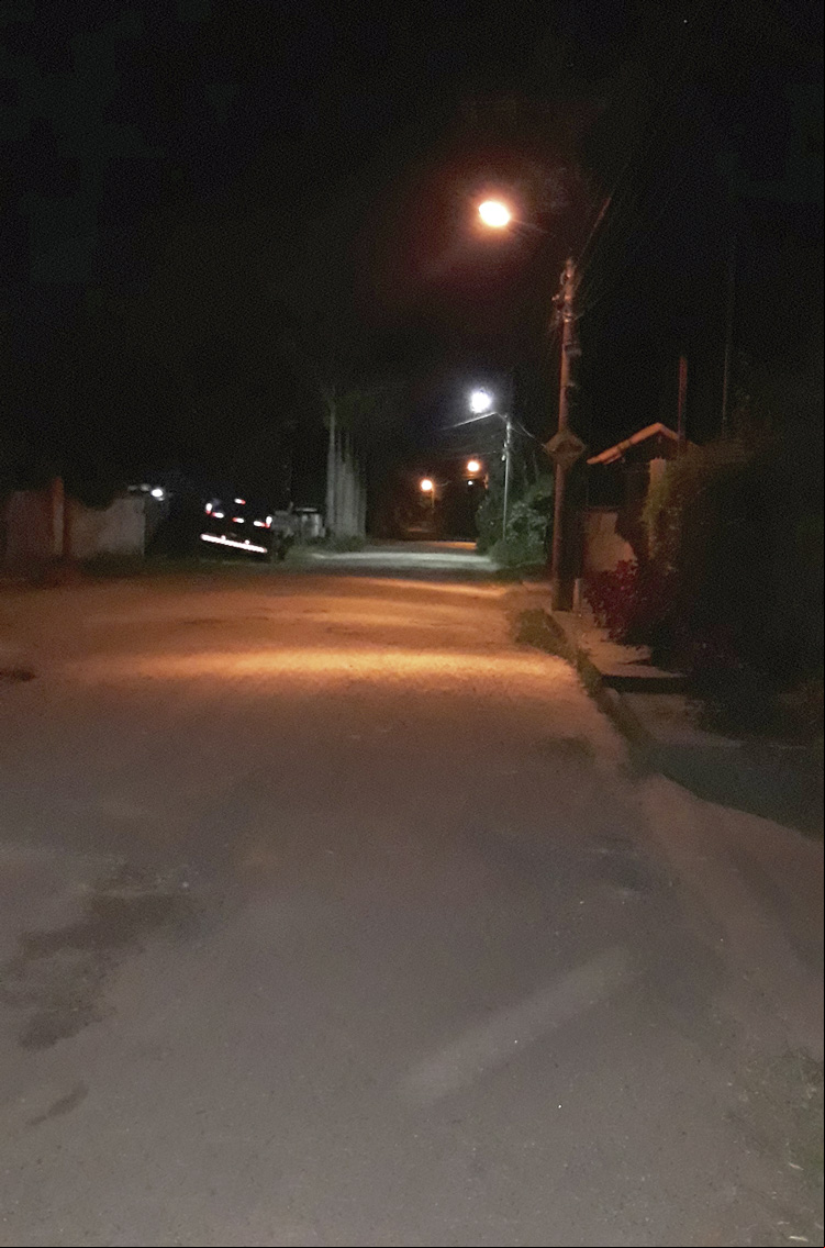 As lâmpadas acesas de novo