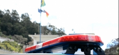 Dois presos e prejuízo de R$ 100 mil ao tráfico em operação policial  | A Voz da Serra